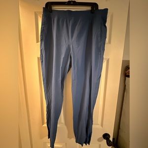 Lululemon adapted full length joggers women’s size 12. Royal blue